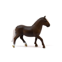 Schleich Farm World treehouse and farm play setup inspiring creative storytelling