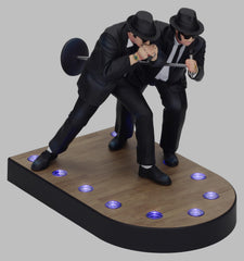 SD TOYS 18 cm tall figure ideal for shelf display