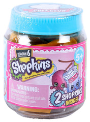 Shopkins Chef Club Playset chef hat boosts imaginative kitchen role-play.