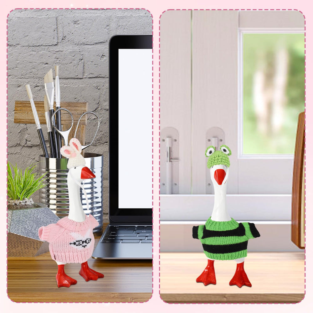 Sinbana desk goose outfit stripes gives variety to your mini wardrobe.