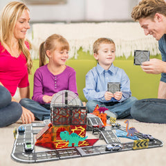 SKTMYY play scenarios demonstrating endless design possibilities with magnetic tiles