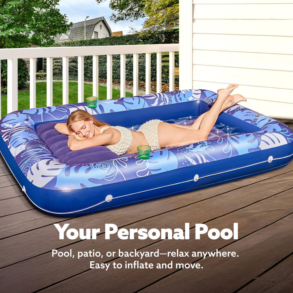 Sloosh wrap-around grab line adds stability during relaxing sessions.