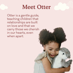 Close-up of the 14-inch Otter Kin highlighting plush texture