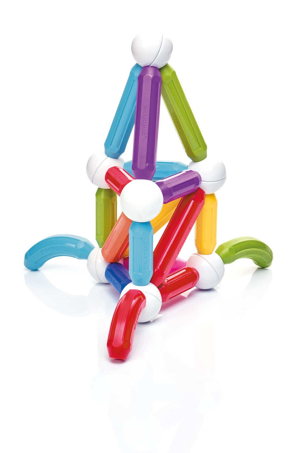 SmartMax Start Plus tall towers demonstrate magnet strength and balance.