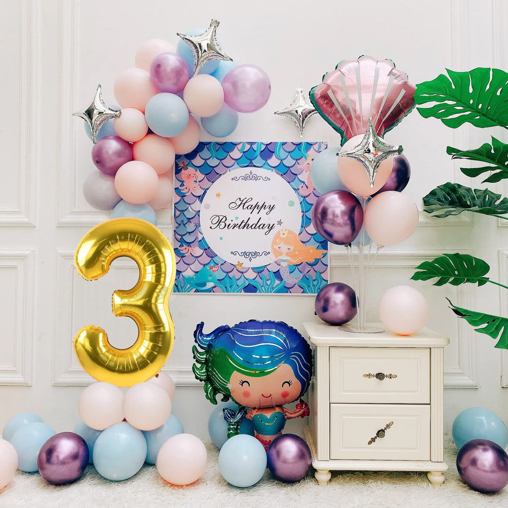 Smlpuame 40-inch number balloon 3 as a festive focal point