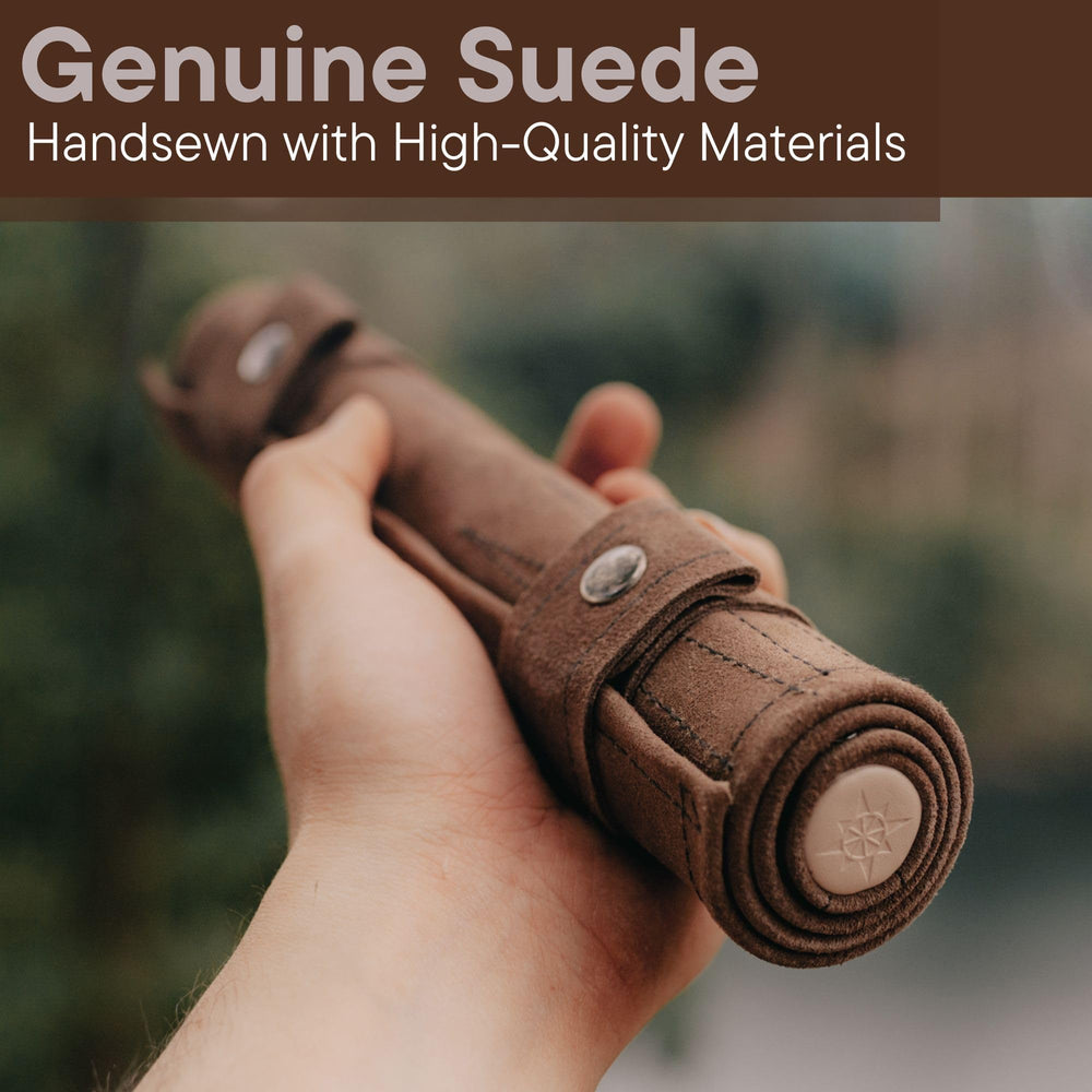Sondergut roll-up zippered pouch keeps stones organized during journeys.