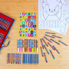 Sonic The Hedgehog 80 crayons brighten drawings and spark creativity.