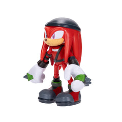 Varied stance options let kids and collectors recreate scenes at home.