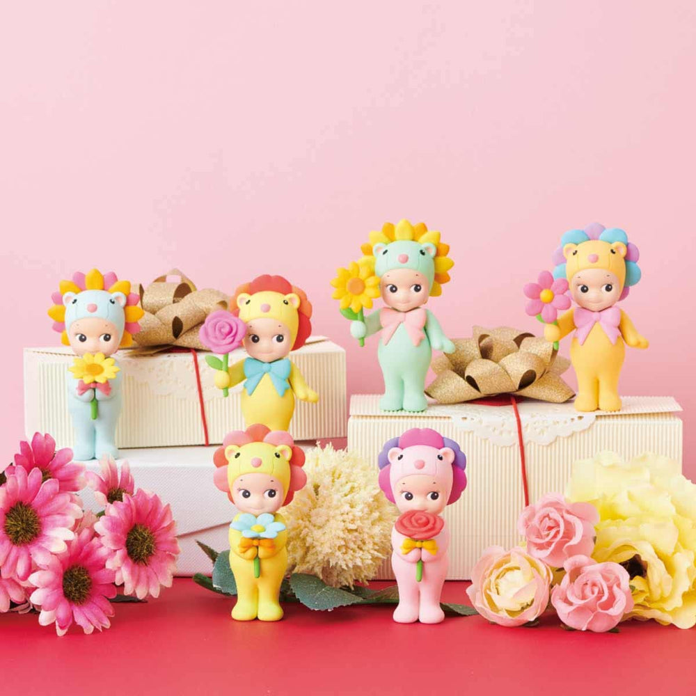 Sonny Angel Flower Gift secret Robby Angel figure adds surprise to collections.