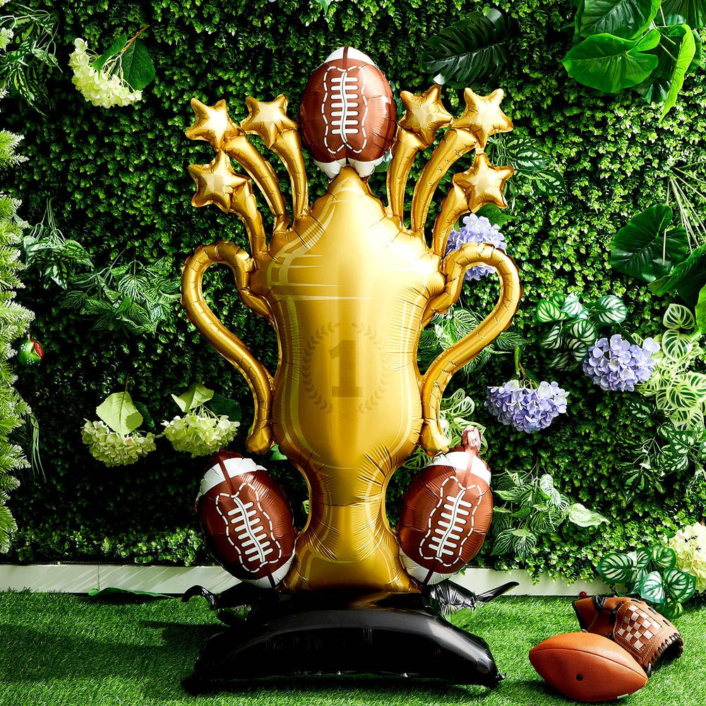 Soulchen sports-themed foil balloon decor for indoor and outdoor celebrations.