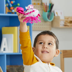 Ghost Spider copter vehicle designed for quick chase and rescue play.