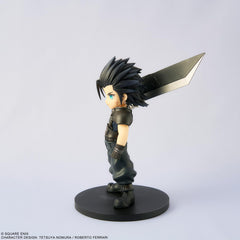 Square Enix Zack Fair dynamic pose figure showcasing action-ready stance