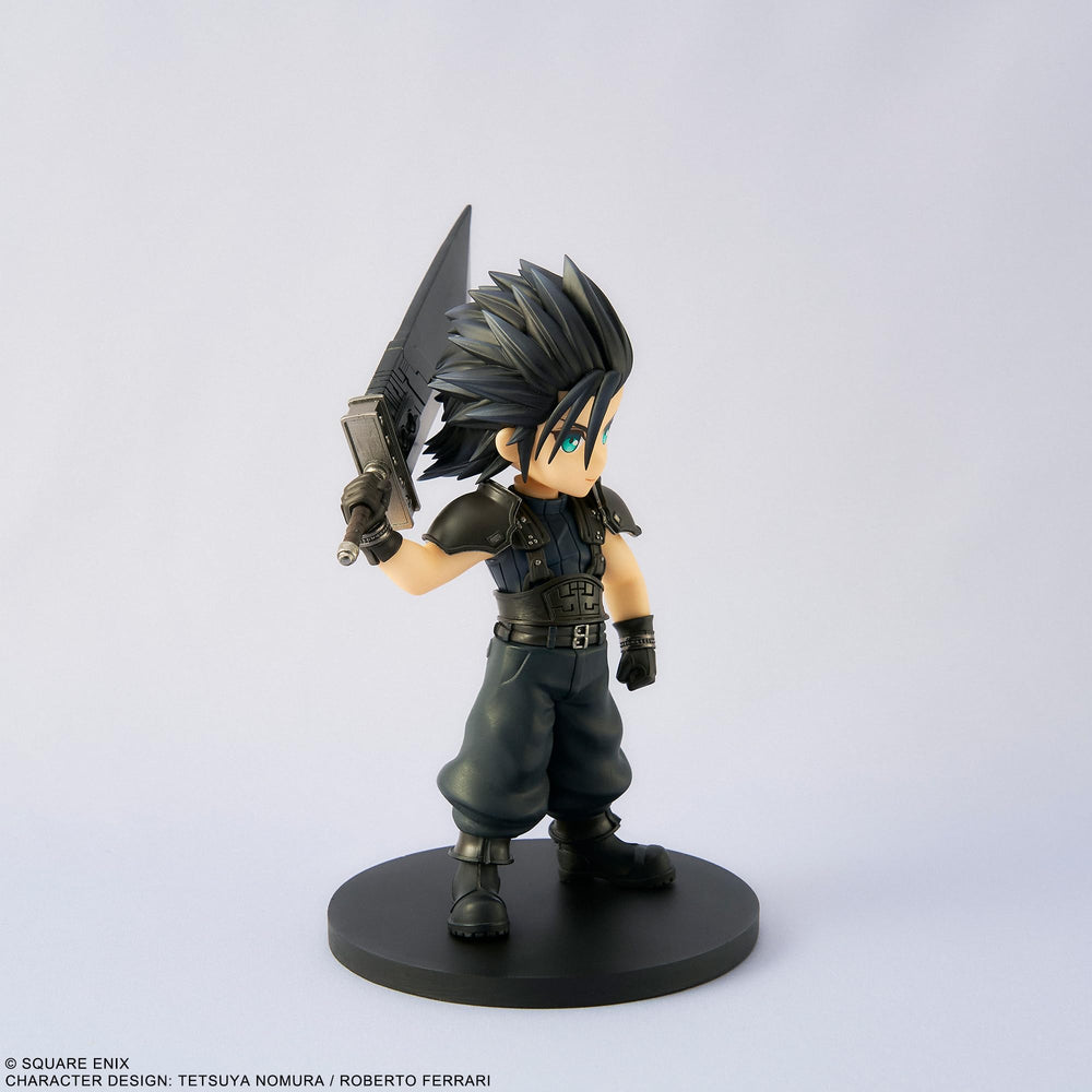 Square Enix Zack Fair with interchangeable parts for varied poses