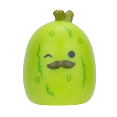 Squish-a-longs trade-and-play set encourages friendly swapping among fans