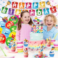 Sratte cake topper features art elements as a charming centerpiece.