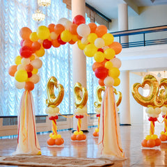 Sratte telescopic pole extended to 6.61 ft for dramatic displays.