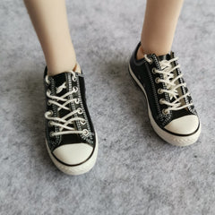 SSbeauty M 1:6 scale black shoes worn on a figure in pose.