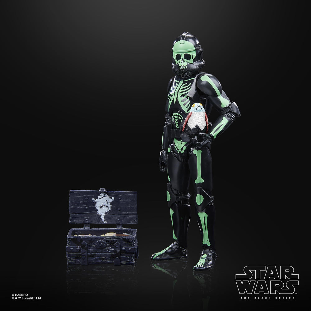 STAR WARS The Black Series Porg toy with vampire deco adds spooky charm.
