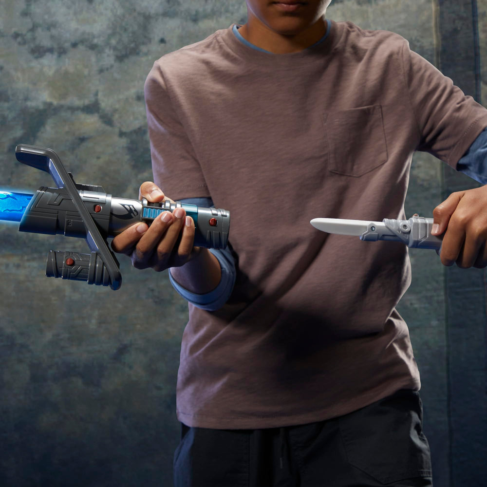 STAR WARS Lightsaber Forge seven-piece set shown assembled for creative building