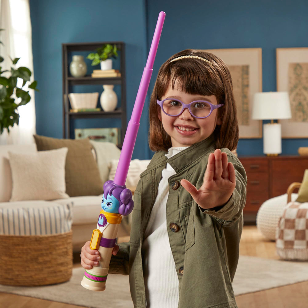 STAR WARS Lys Solay purple extendable blade for action-filled adventures