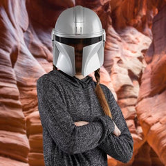 Star Wars Mandalorian Electronic Mask detailed close-up enhances authentic costume appeal