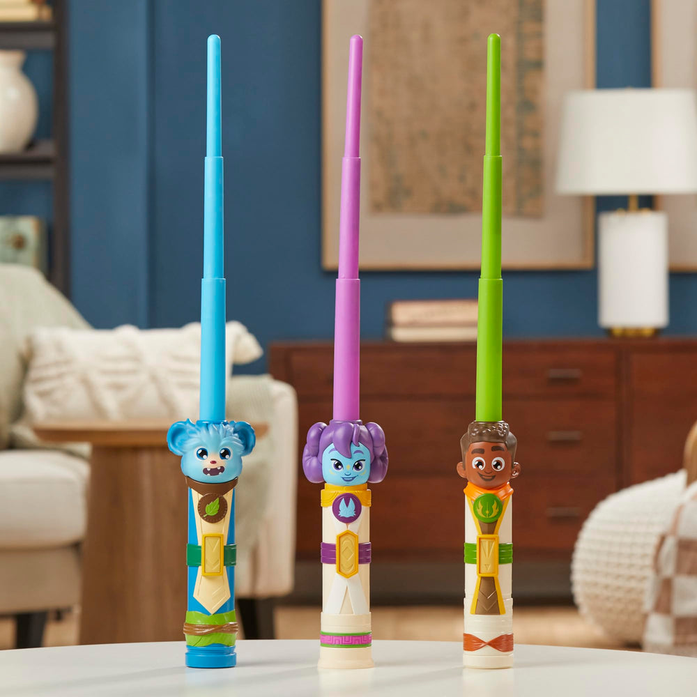 STAR WARS Portable lightsaber toy for kids on the go