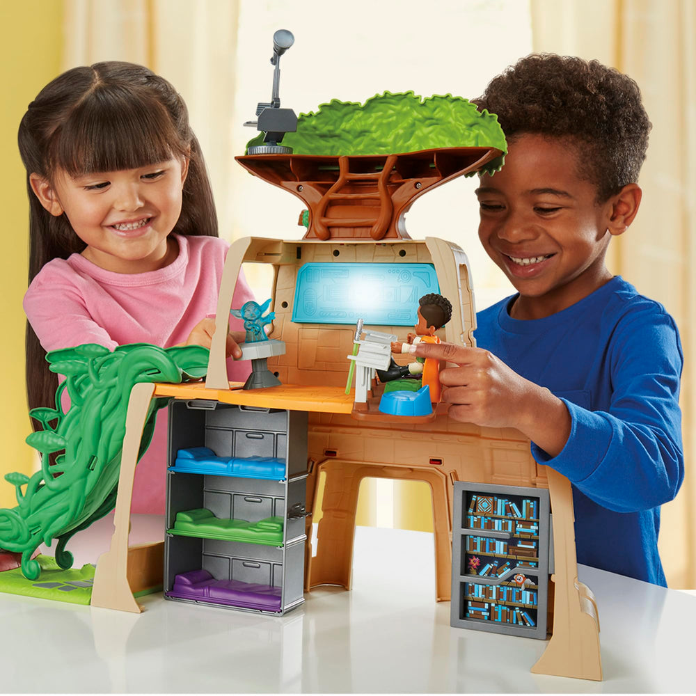 Star Wars Tenoo Jedi Temple lights and sounds enhance action-packed pretend battles