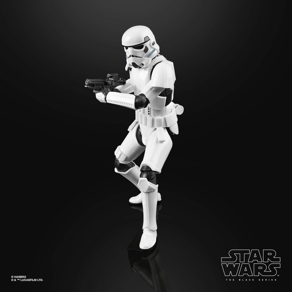 Ideal for creating Star Wars dioramas with other Black Series figures.