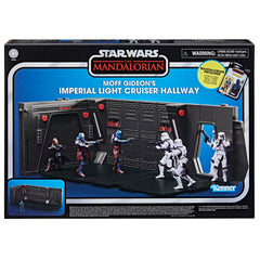 STAR WARS accessories pack adds realistic detail to scenes.