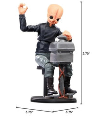 STAR WARS The Vintage Collection invites collectors to build a larger cantina world.