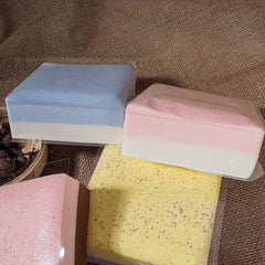 Sticky Bread slow rise squishy stress-relief action during work or study.