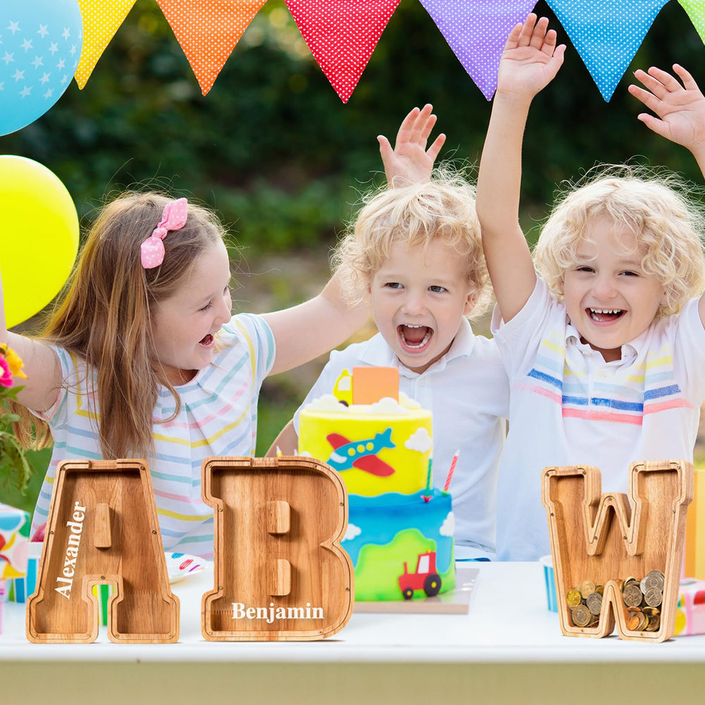 SummiDate thick base ensures stability during play.