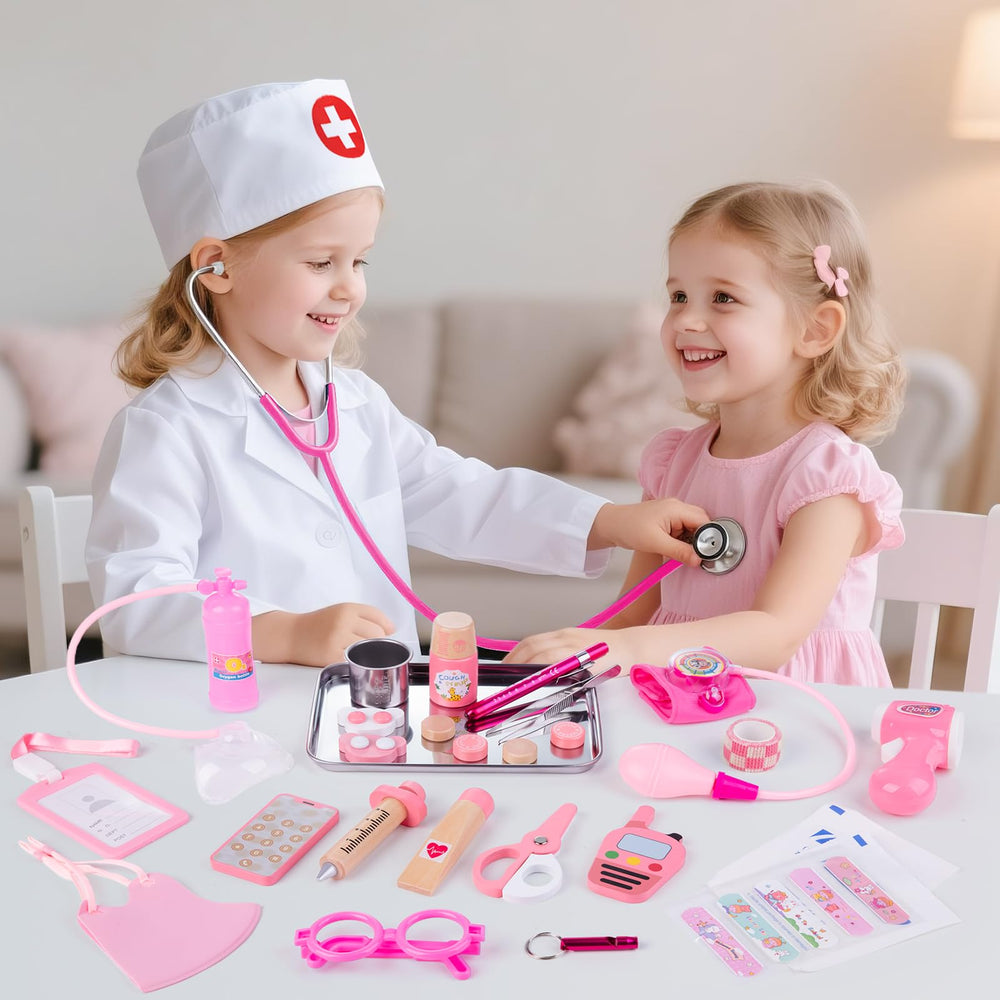 Sundaymot stethoscope and tools for guided pretend patient examinations.