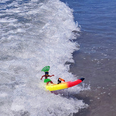 Surfer Dudes self-righting design helps resets after splashes and spins.