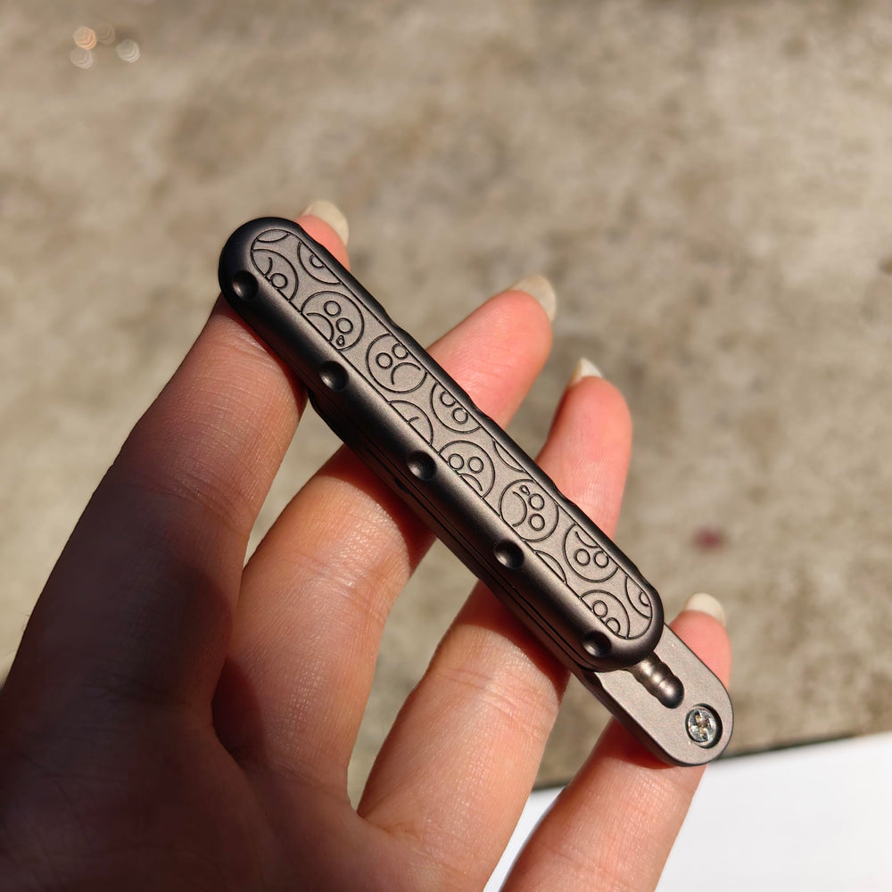 T-Conceal EDC Fidget Slider machined-detail close-up reveals craftsmanship and subtle machining marks