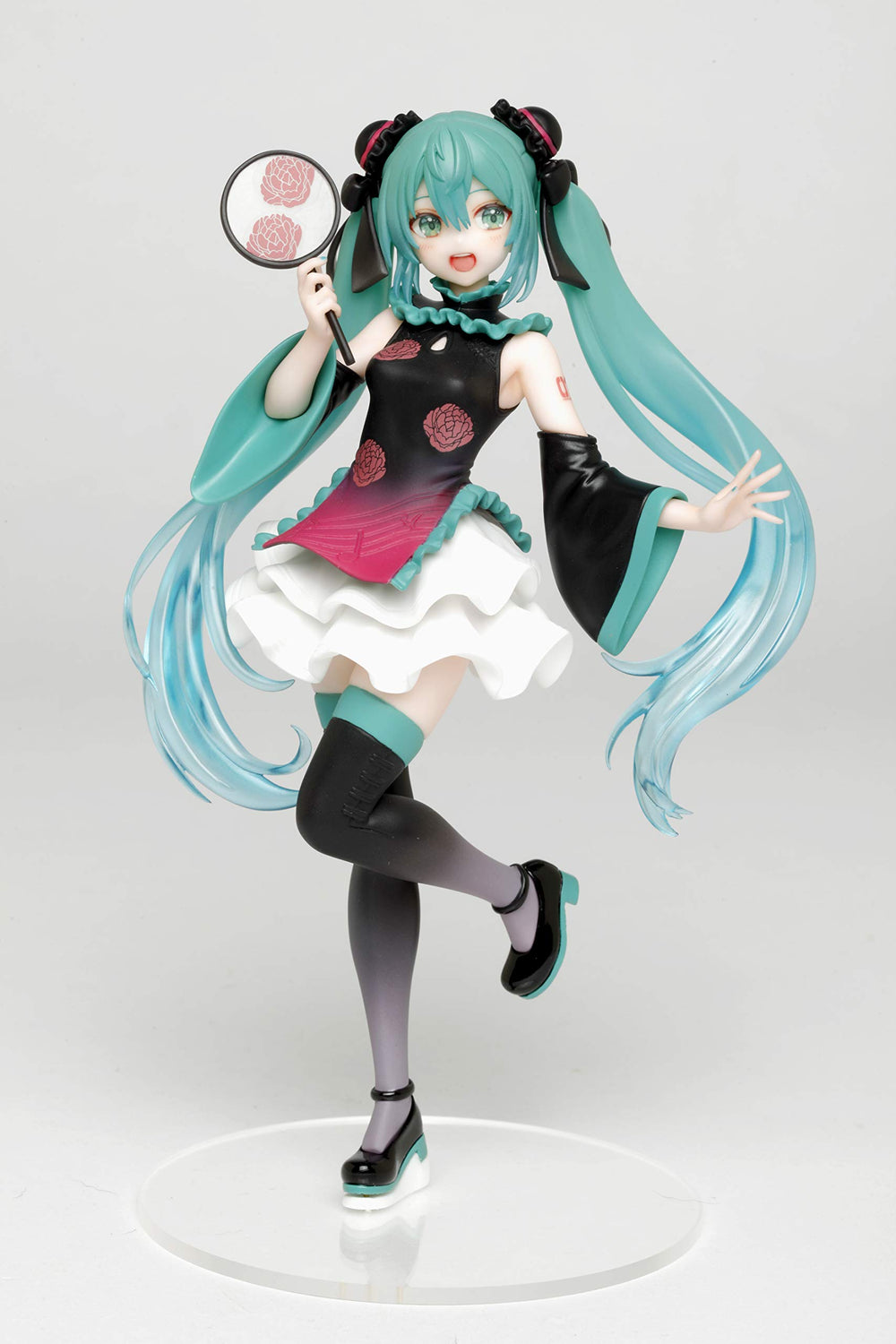 Taito Hatsune Miku Mandarin Dress ver side view ideal for dynamic pose collection photos