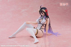 Taito Albedo figure pose detail showcases intricate costume accents