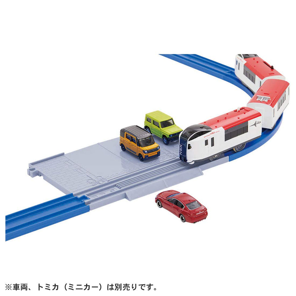 Takara Tomy PLARAIL toy safety certification seal indicating tested quality.