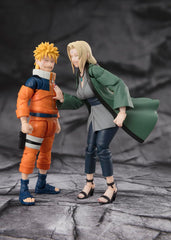 TAMASHII NATIONS Tsunade close-up showing articulation and paint details.