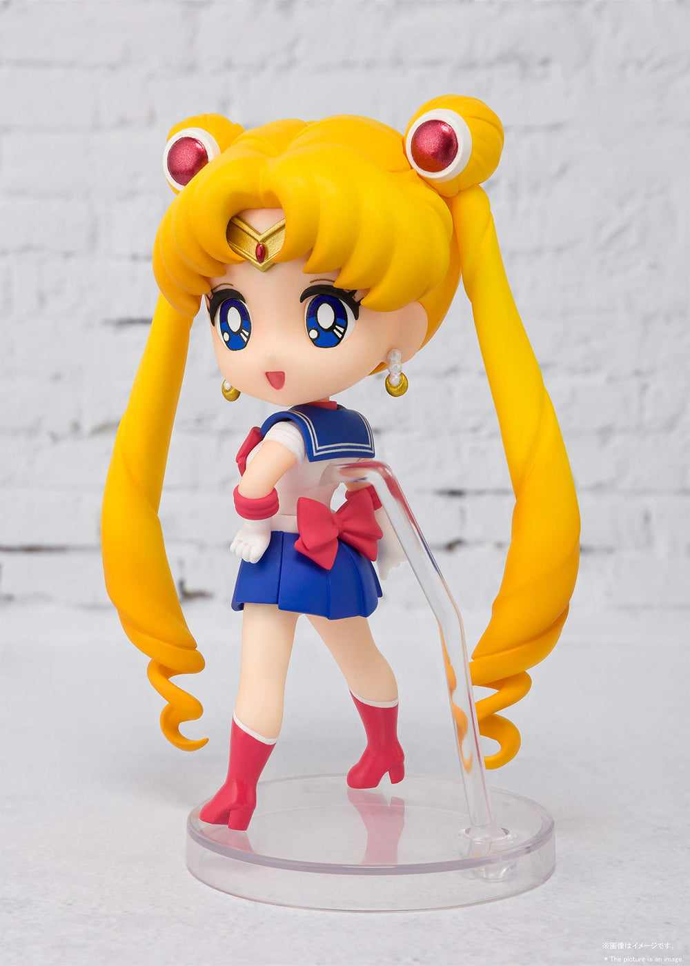 Official packaging of TAMASHII NATIONS Sailor Moon mini figure