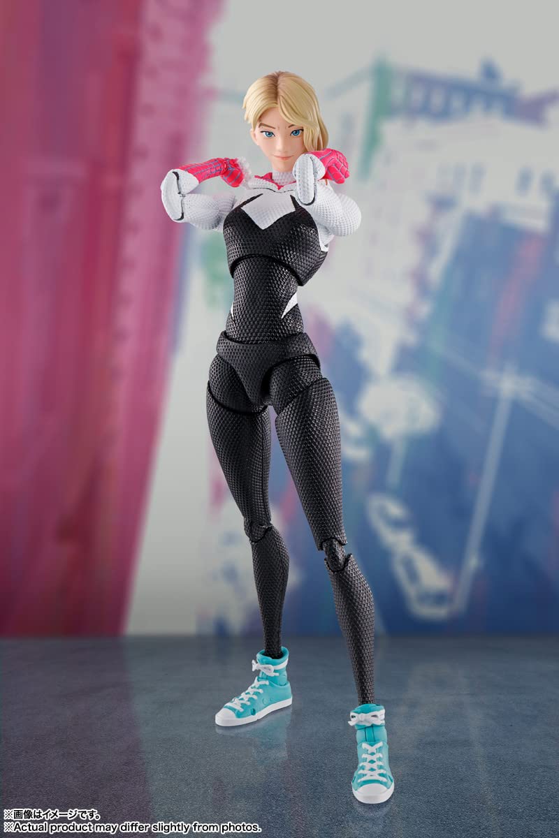 Hood option for varied portrait looks on Spider-Gwen figure.