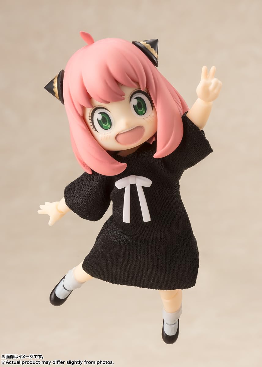 TAMASHII NATIONS Anya Forger dress ver. accessories display options for collectors.