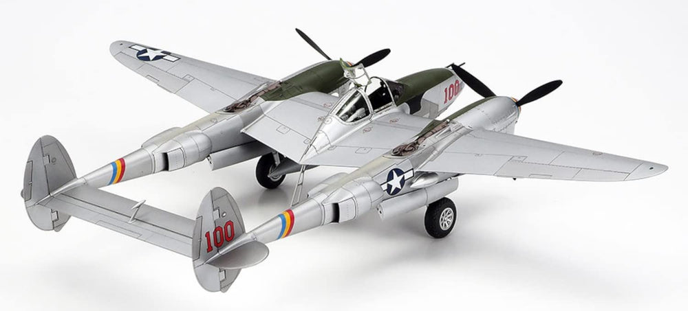 TAMIYA P-38J Lightning cockpit detail for immersive builds.