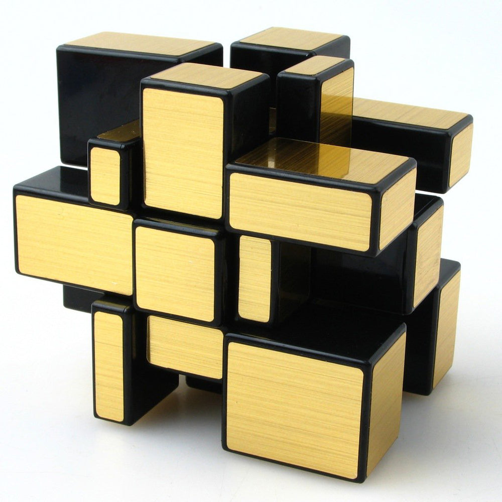 TANCH Mirror Speed Magic Cube offers a smooth grip for confident turns.