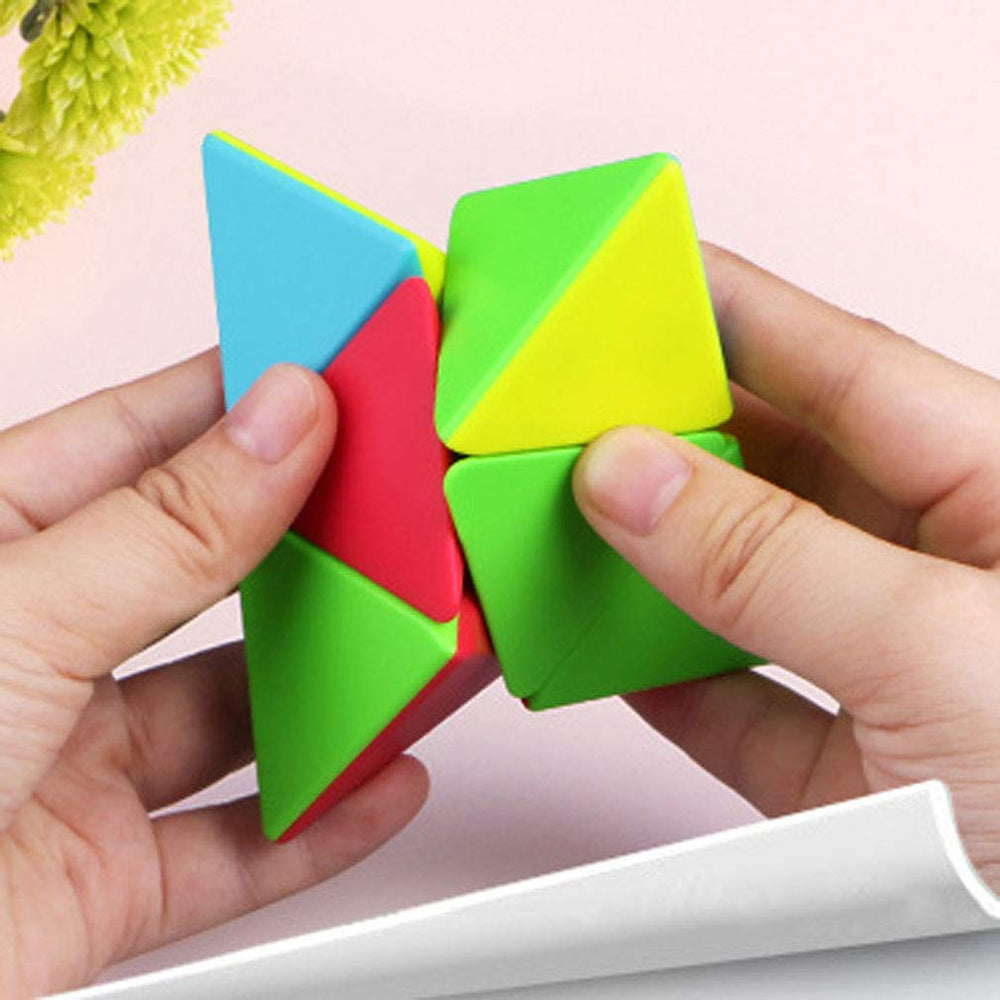 TANCH QIYI Pyramid Speed Cube top view displays vibrant colors and geometric design.
