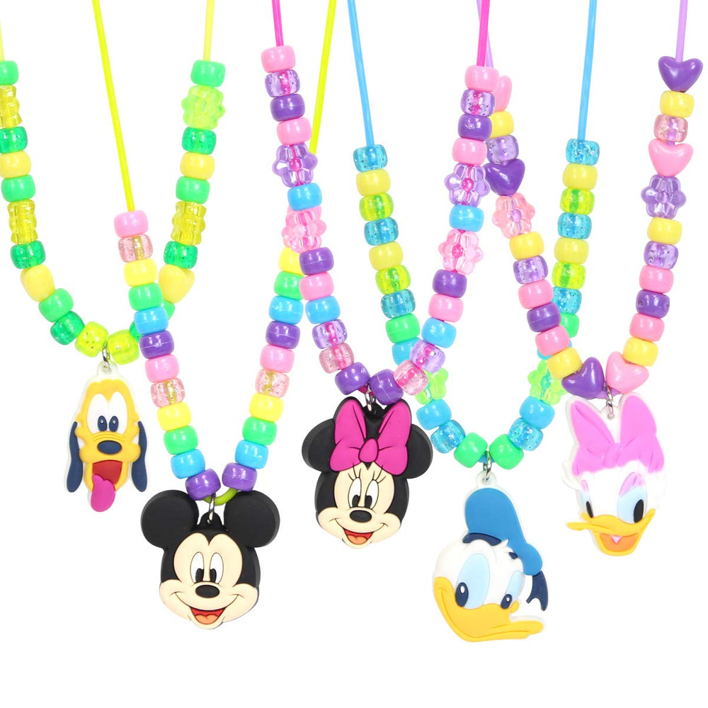 Sturdy carry handle helps take the Minnie Mouse kit anywhere.