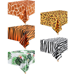 Tatuo safari tablecloth palm leaf: vibrant jungle print for outdoor gatherings.
