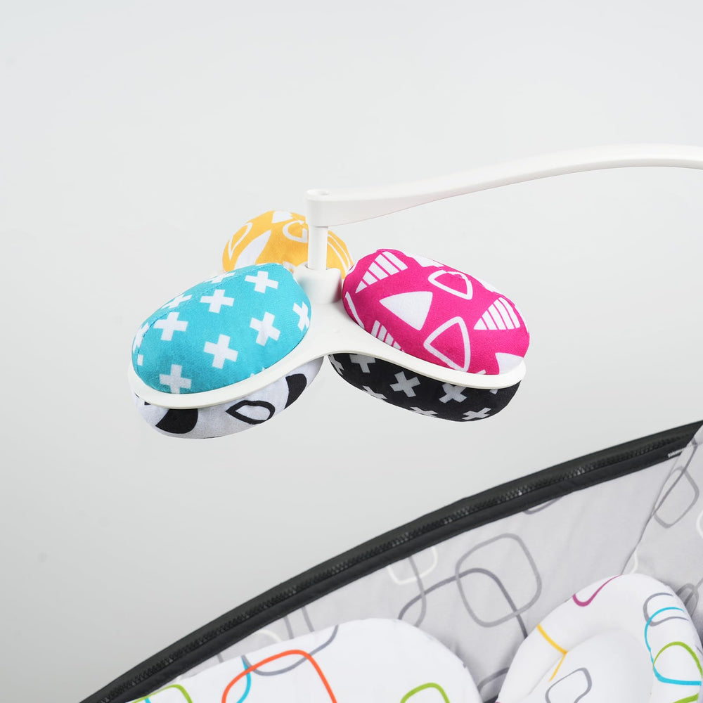 Tayerop replacement balls for Mamaroo showcasing multiple patterns for visual interest.
