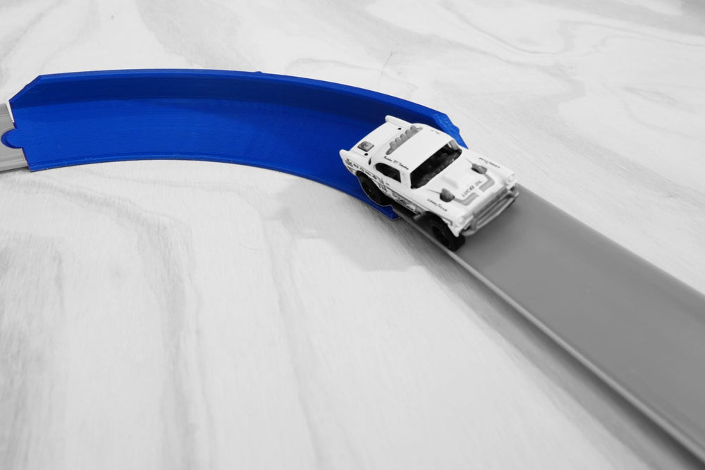 TechConnext easy snap-in curve supports quick track customization.