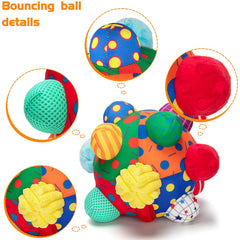 teytoy high-contrast colors ball improves focus and visual interest for babies.